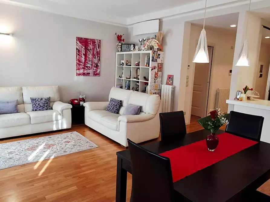 Immagine 2 di Appartamento in vendita  in Via Ugo Bassi 85 a San Benedetto Del Tronto