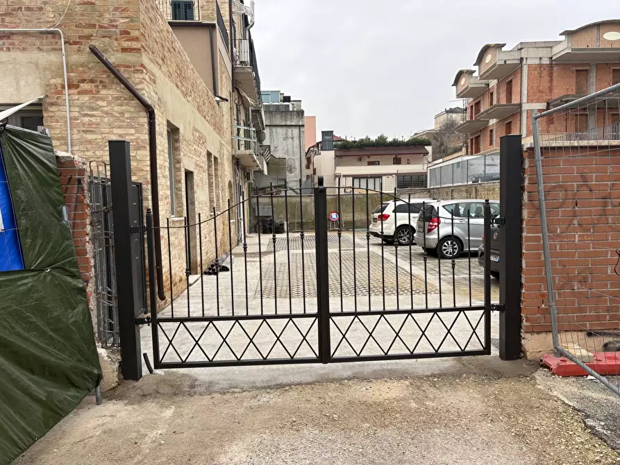 Immagine 3 di Box auto in vendita  in corso mazzini 89 a San Benedetto Del Tronto