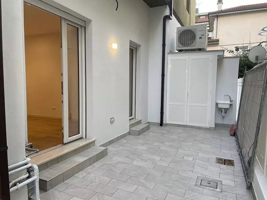 Immagine 6 di Appartamento in vendita  a San Benedetto Del Tronto