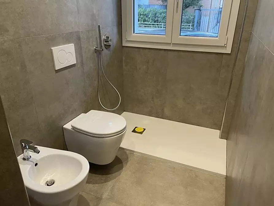 Immagine 15 di Appartamento in vendita  a San Benedetto Del Tronto