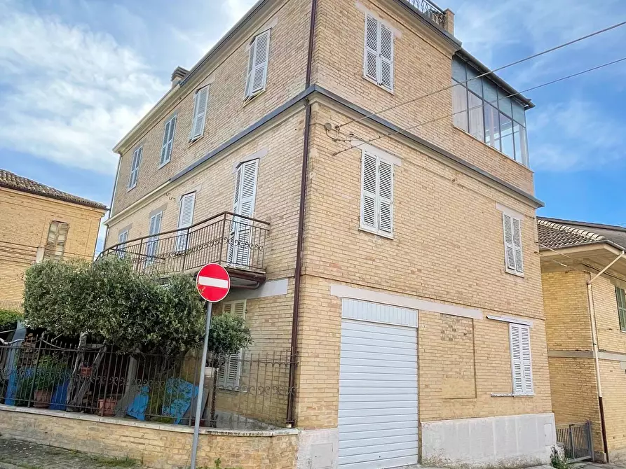 Immagine 11 di Casa indipendente in vendita  in borgo cappuccini a Offida