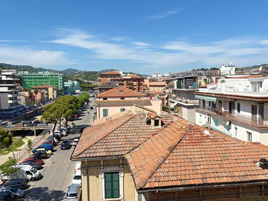 Immagine 31 di Attico in vendita  in via moretti 67 a San Benedetto Del Tronto