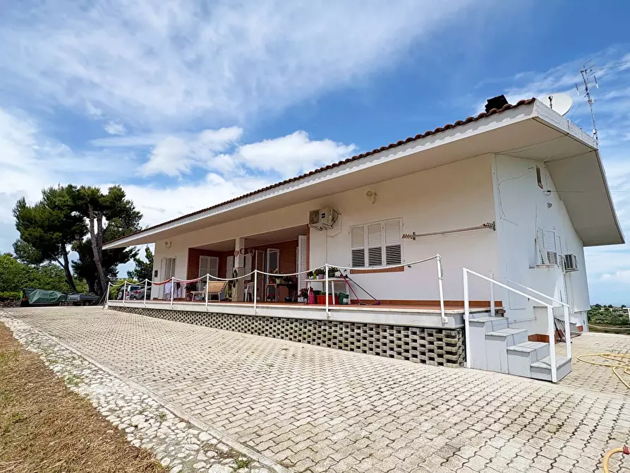 Immagine 4 di Villa in vendita  in strada vicinale della viscontessa 1 a San Benedetto Del Tronto