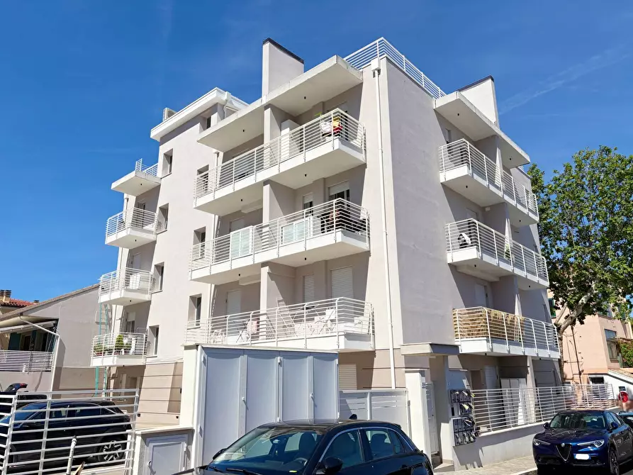 Immagine 12 di Appartamento in vendita  in via prati a San Benedetto Del Tronto