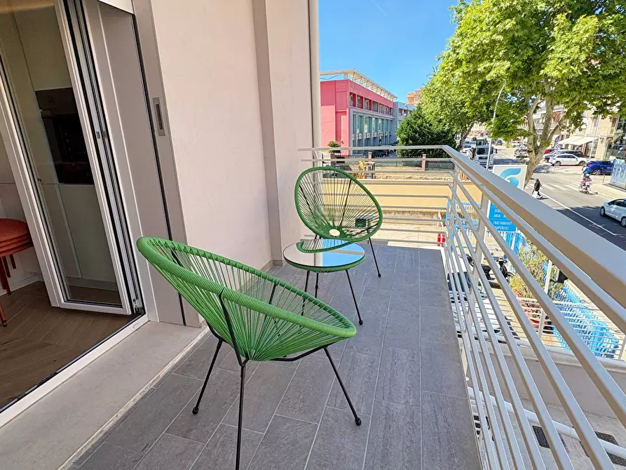 Immagine 8 di Appartamento in vendita  in via prati a San Benedetto Del Tronto