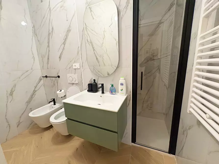 Immagine 14 di Appartamento in vendita  in via prati a San Benedetto Del Tronto