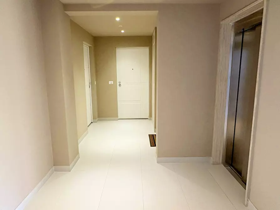 Immagine 31 di Appartamento in vendita  in via xx settembre 15 a San Benedetto Del Tronto