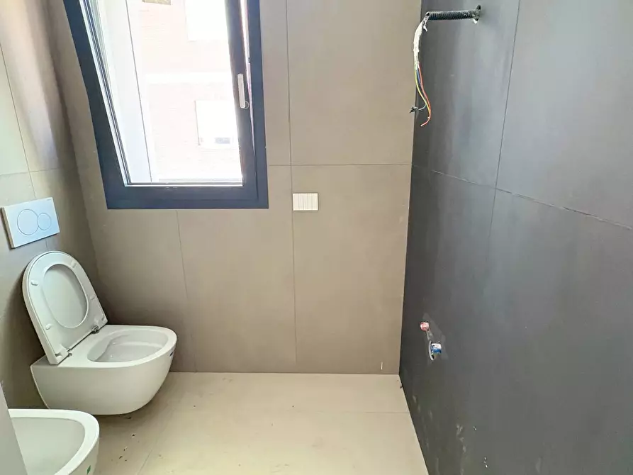 Immagine 6 di Appartamento in vendita  in viale rinascimento a San Benedetto Del Tronto