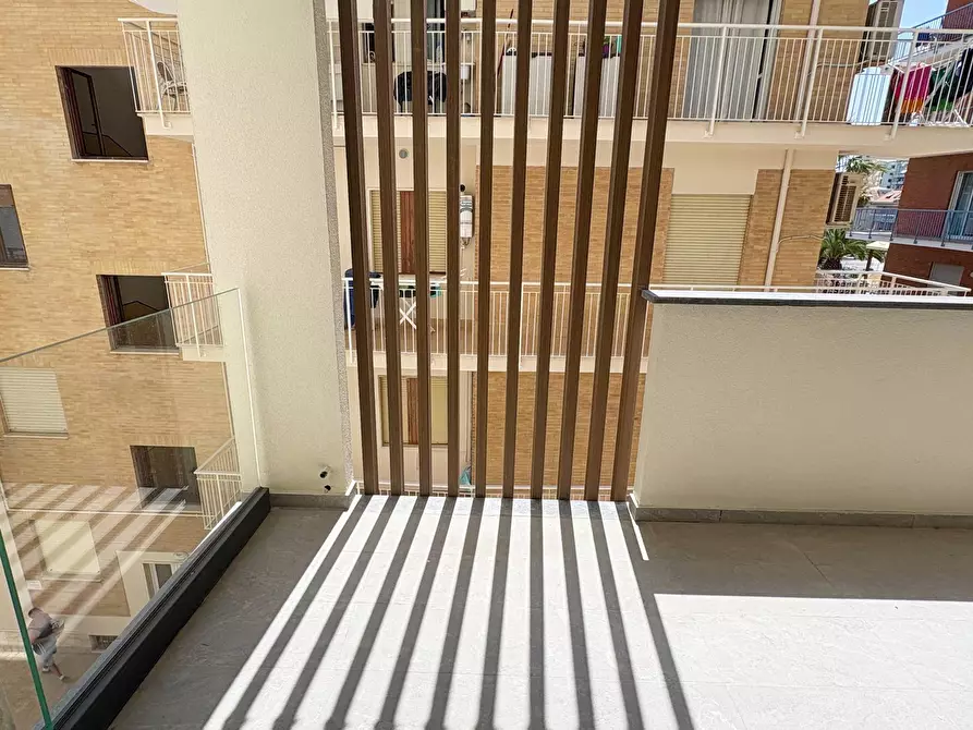 Immagine 25 di Appartamento in vendita  in viale rinascimento a San Benedetto Del Tronto