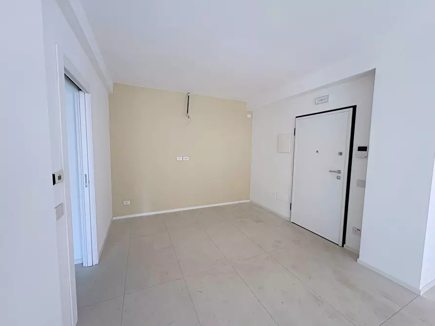 Immagine 29 di Appartamento in vendita  in viale rinascimento a San Benedetto Del Tronto