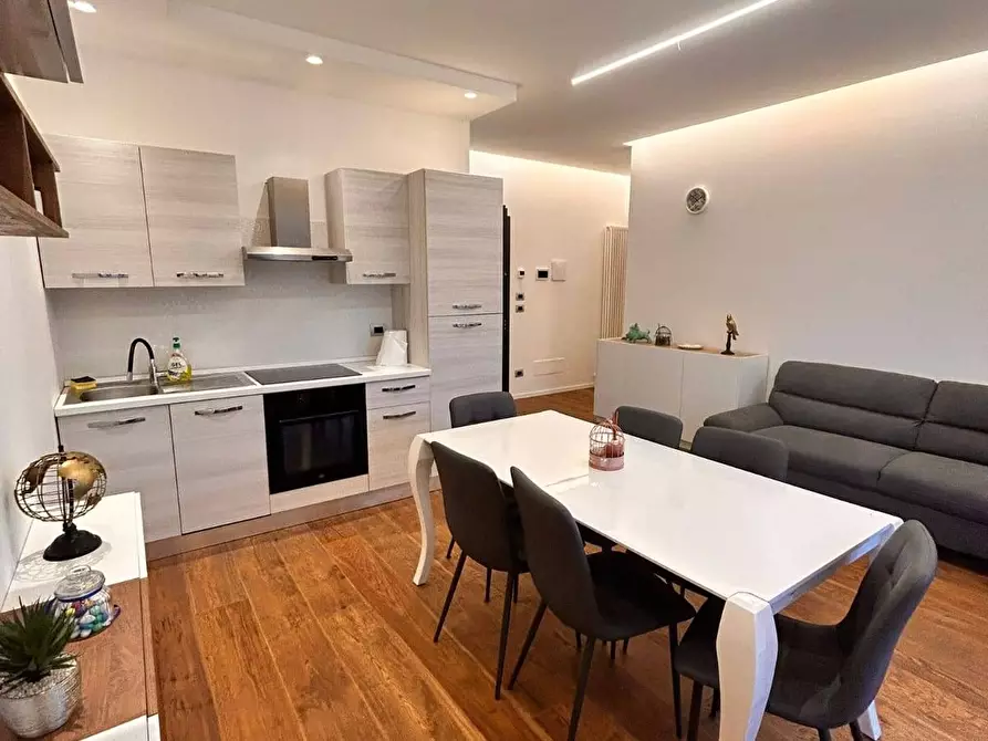 Immagine 4 di Appartamento in vendita  in Via Voltattorni a San Benedetto Del Tronto