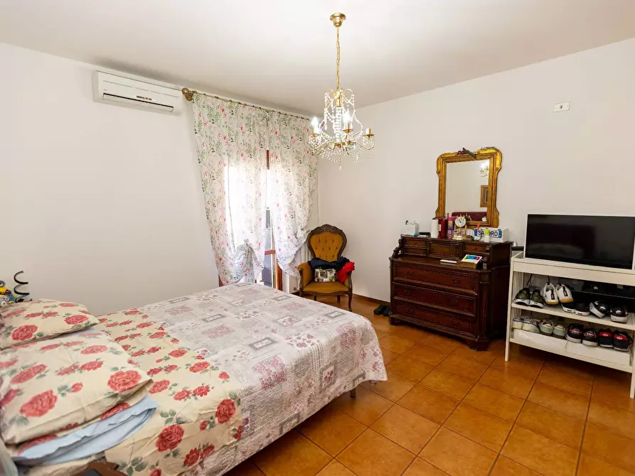 Immagine 18 di Appartamento in vendita  in Via Alessandria a Folignano