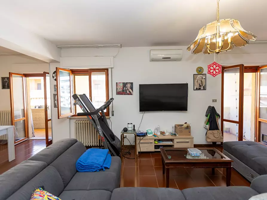 Immagine 3 di Appartamento in vendita  in Via Alessandria a Folignano