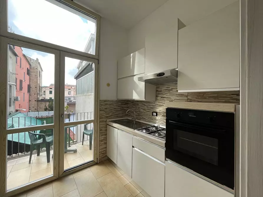 Immagine 7 di Appartamento in vendita  in Via Crispi a San Benedetto Del Tronto