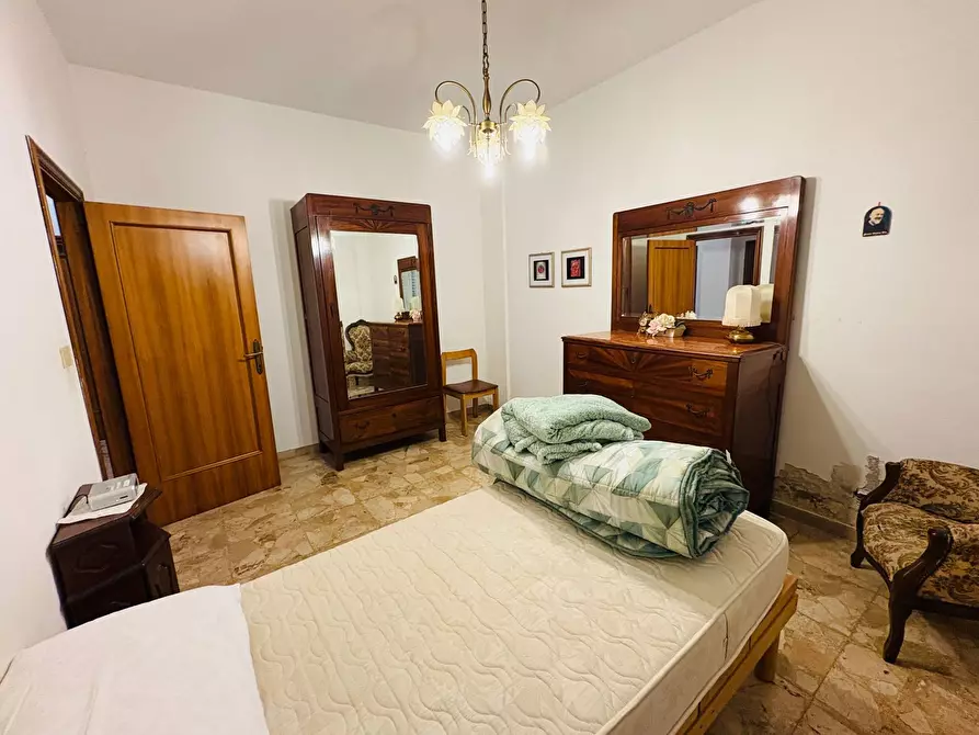 Immagine 14 di Appartamento in vendita  in via formentini a San Benedetto Del Tronto