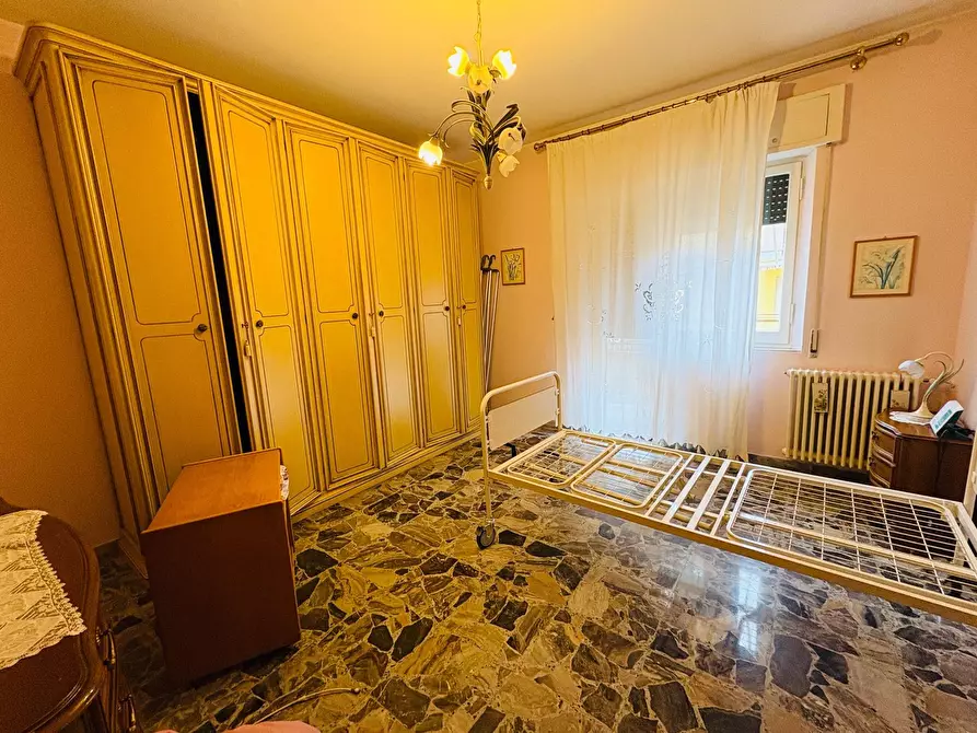 Immagine 15 di Appartamento in vendita  in via formentini a San Benedetto Del Tronto