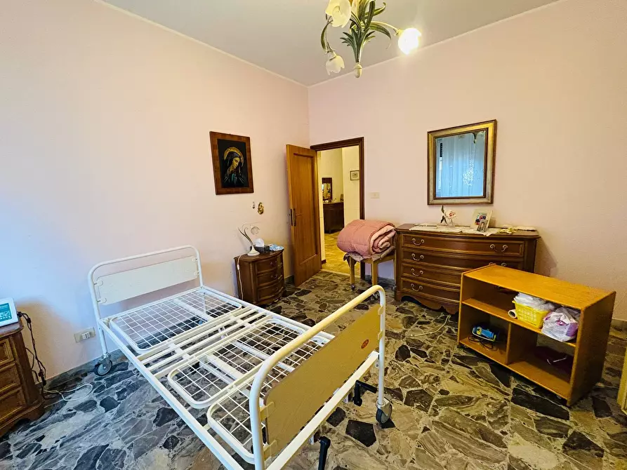 Immagine 17 di Appartamento in vendita  in via formentini a San Benedetto Del Tronto