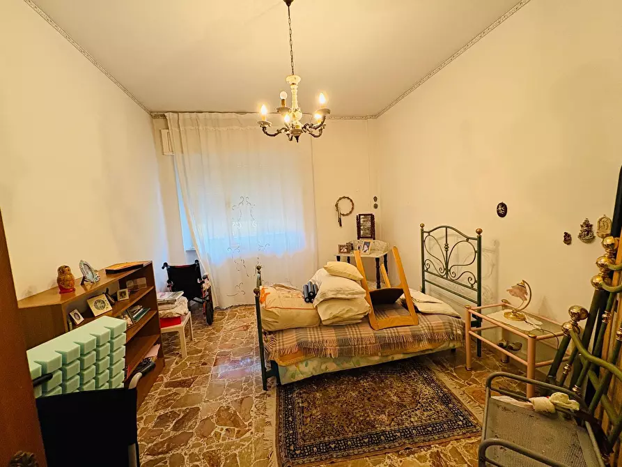 Immagine 18 di Appartamento in vendita  in via formentini a San Benedetto Del Tronto