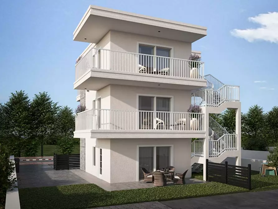 Immagine 4 di Appartamento in vendita  in via cilea a Grottammare