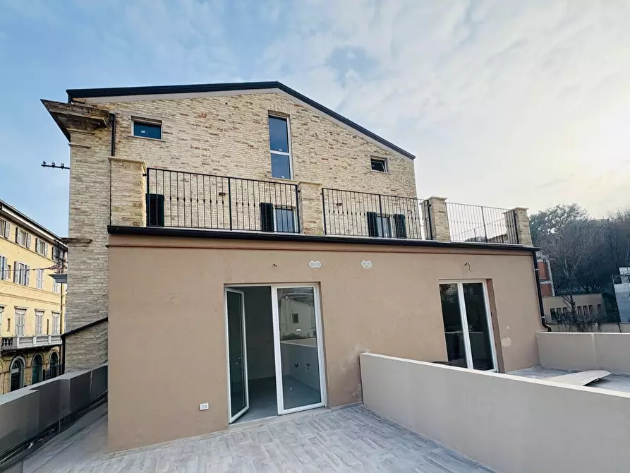 Immagine 37 di Appartamento in vendita  in corso mazzini 89 a San Benedetto Del Tronto