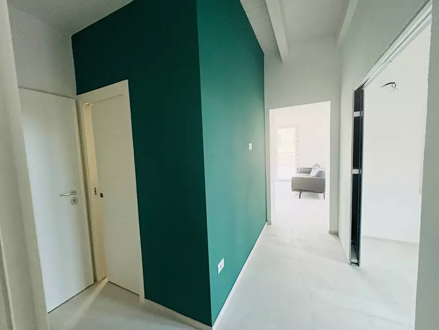 Immagine 51 di Appartamento in vendita  in piazza nardone 25 a San Benedetto Del Tronto