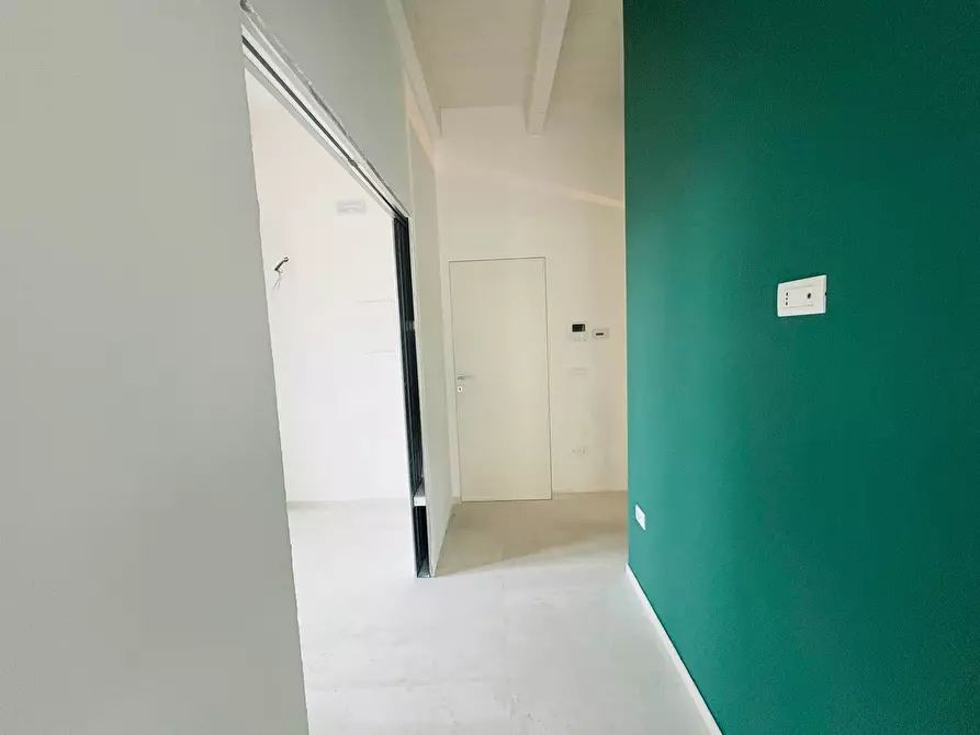 Immagine 58 di Appartamento in vendita  in piazza nardone 25 a San Benedetto Del Tronto