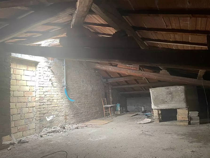 Immagine 4 di Magazzino in vendita  in via montello 6 a San Benedetto Del Tronto