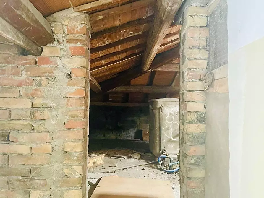 Immagine 10 di Magazzino in vendita  in via montello 6 a San Benedetto Del Tronto