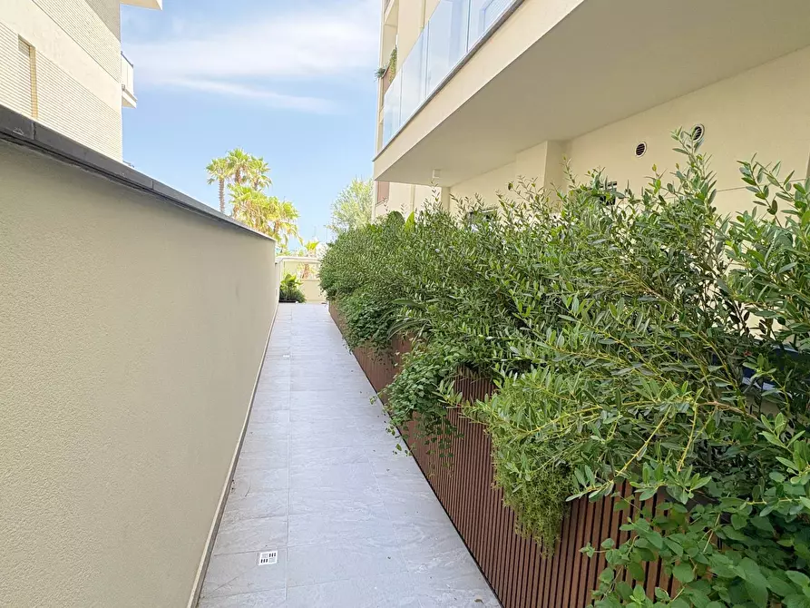 Immagine 9 di Attico in vendita  in viale rinascimento a San Benedetto Del Tronto