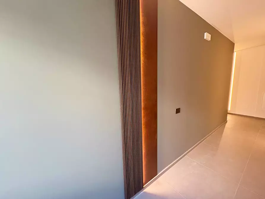 Immagine 8 di Attico in vendita  in viale rinascimento a San Benedetto Del Tronto