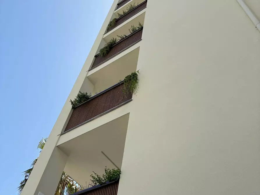Immagine 13 di Attico in vendita  in viale rinascimento a San Benedetto Del Tronto