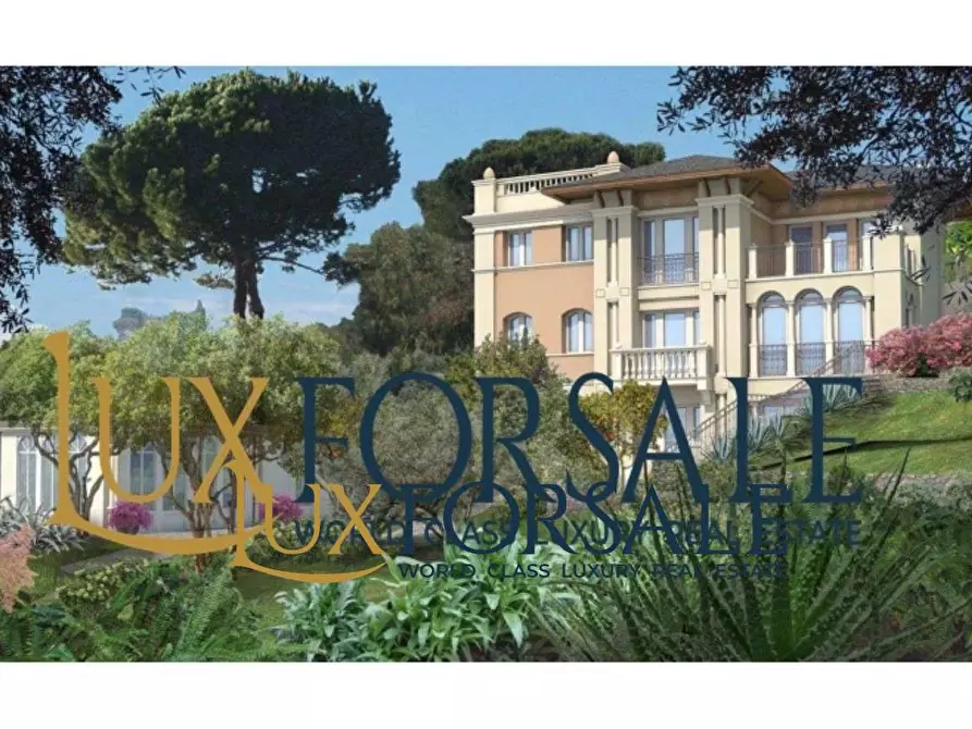 Immagine 1 di Villa in vendita  in Via Romagneno a Recco