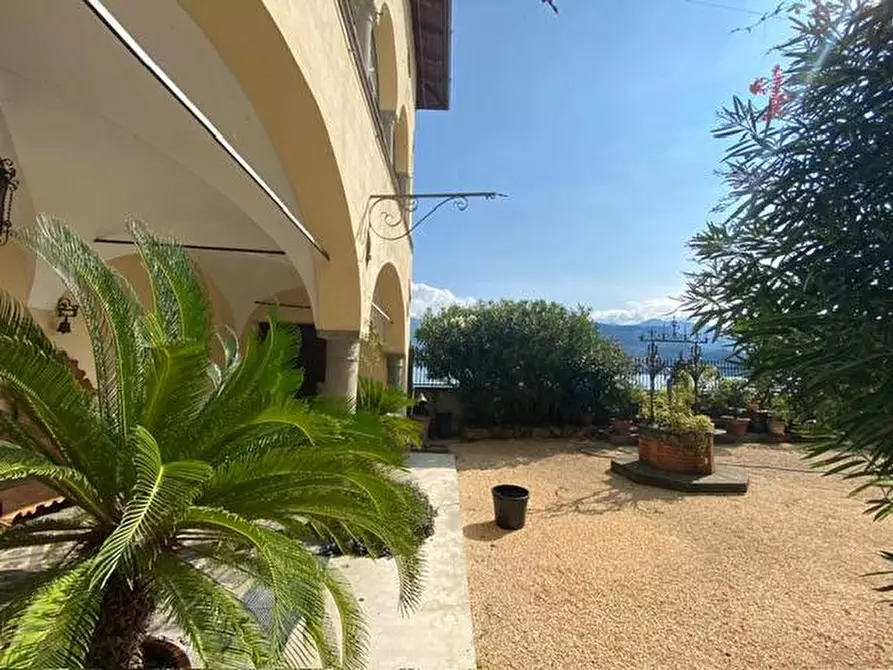 Immagine 19 di Villa in vendita  in Via Roma 2 a Adrara San Martino