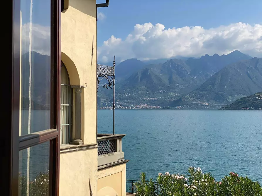 Immagine 31 di Villa in vendita  in Via Roma 2 a Adrara San Martino