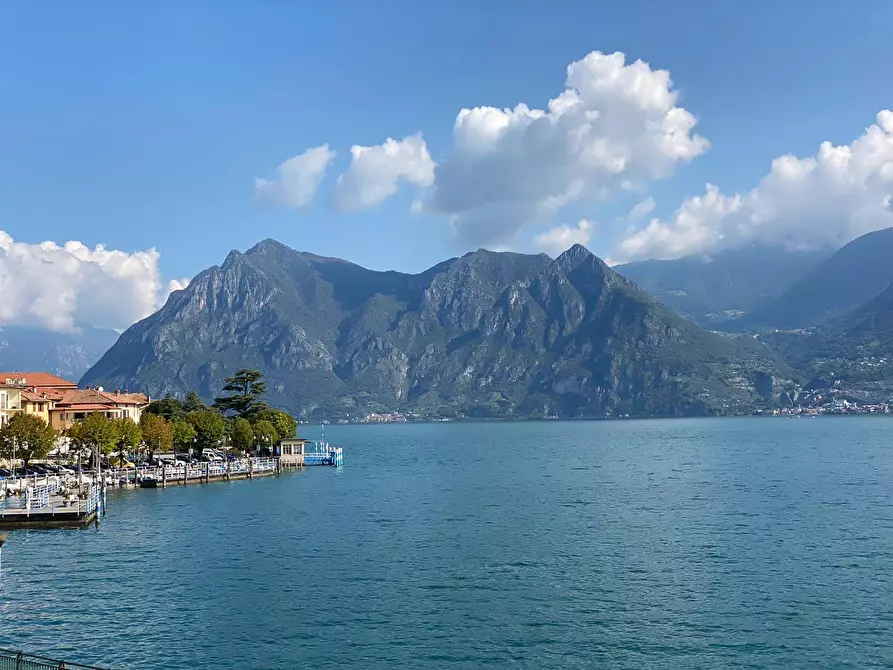 Immagine 34 di Villa in vendita  in Via Roma 2 a Adrara San Martino