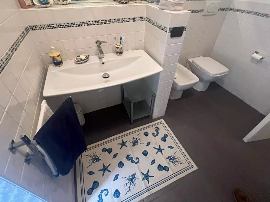 Immagine 10 di Appartamento in vendita  in via crosa dell'oro a Santa Margherita Ligure