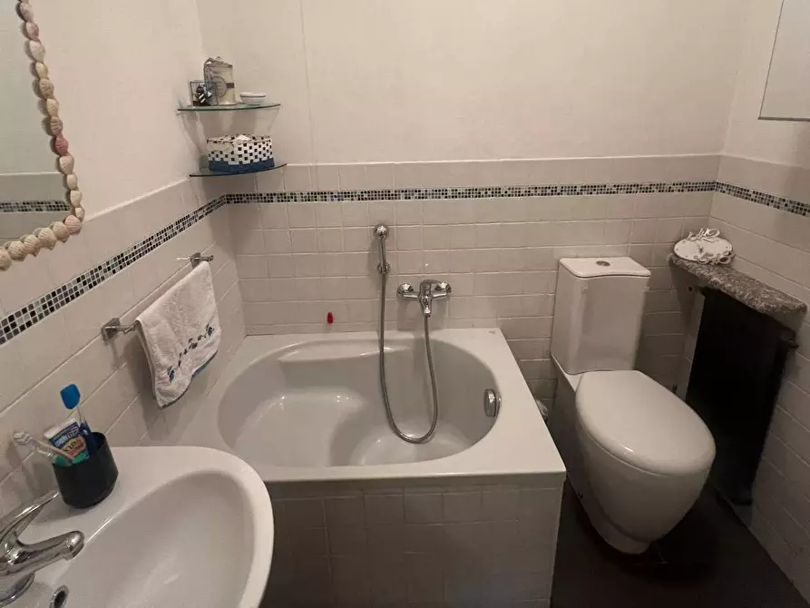 Immagine 9 di Appartamento in vendita  in via crosa dell'oro a Santa Margherita Ligure