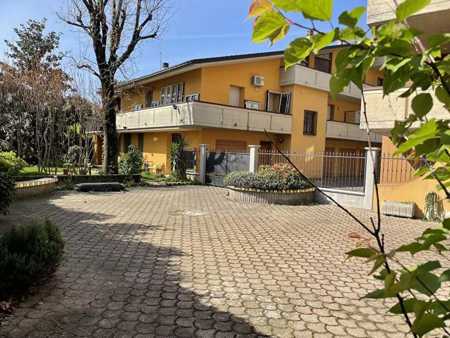 Immagine 1 di Casa indipendente in vendita  in Via Rialto 2 a Cremona