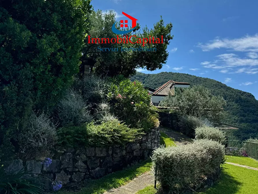 Immagine 20 di Villa in vendita  in Via Franco Molfino a Camogli