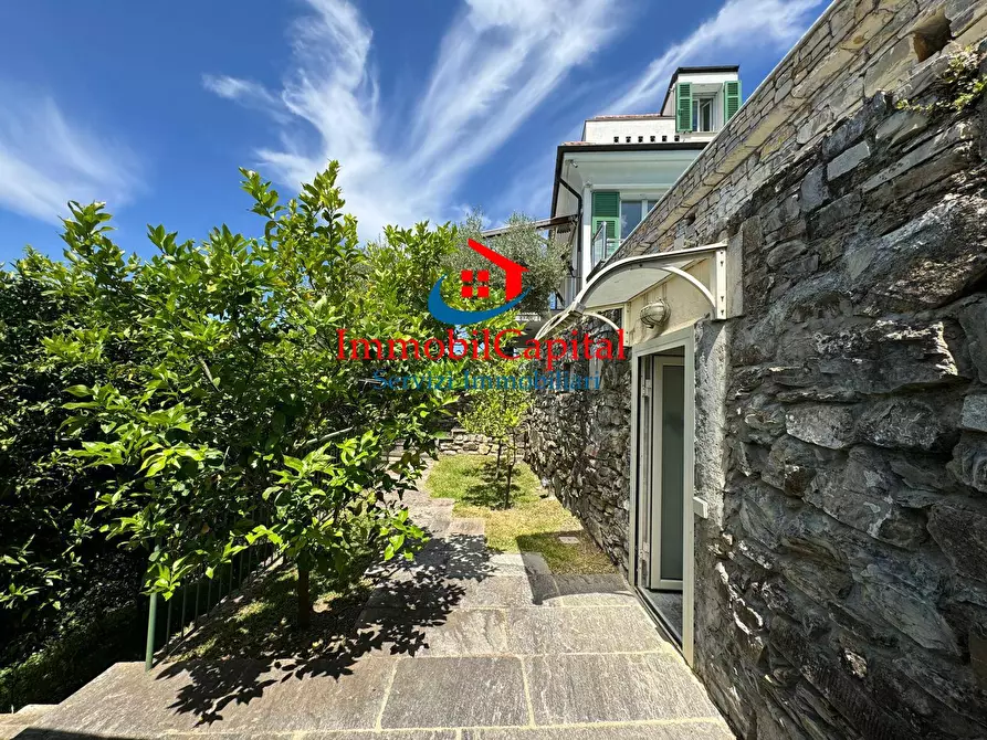 Immagine 46 di Villa in vendita  in Via Franco Molfino a Camogli