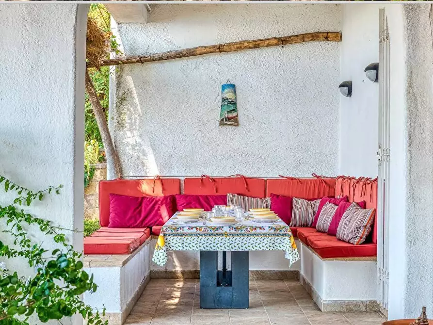 Immagine 4 di Villa in vendita  a Ischia