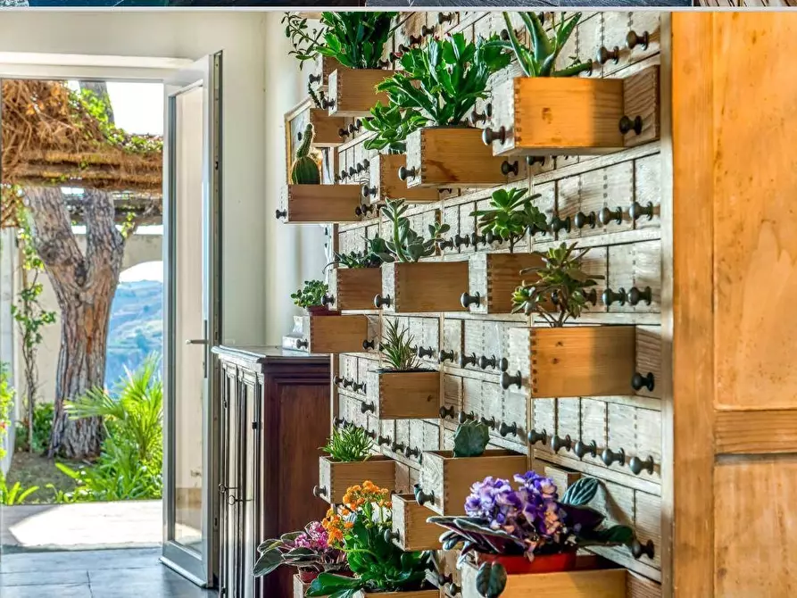 Immagine 11 di Villa in vendita  a Ischia