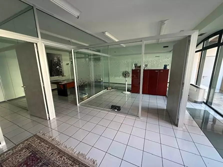 Immagine 4 di Ufficio in affitto  in Via Genala a Cremona