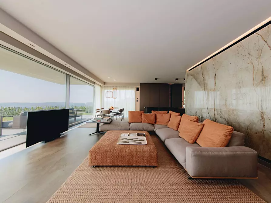 Immagine 2 di Appartamento in vendita  in Via Giovanni Metelli 102 a Calvagese Della Riviera