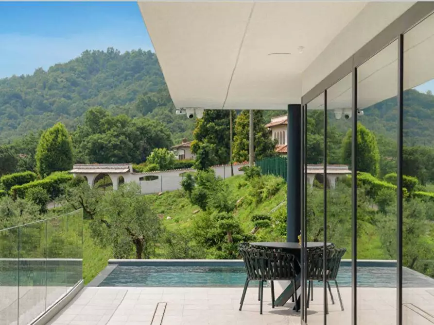 Immagine 17 di Villa in vendita  in Viale europa a Salò