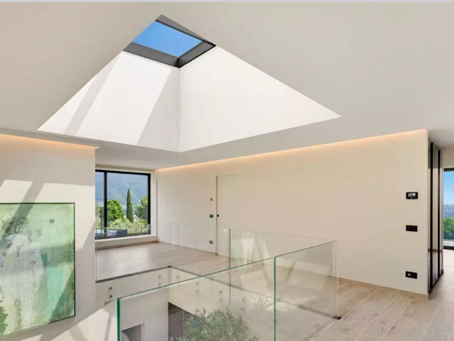 Immagine 7 di Villa in vendita  in Viale europa a Salò