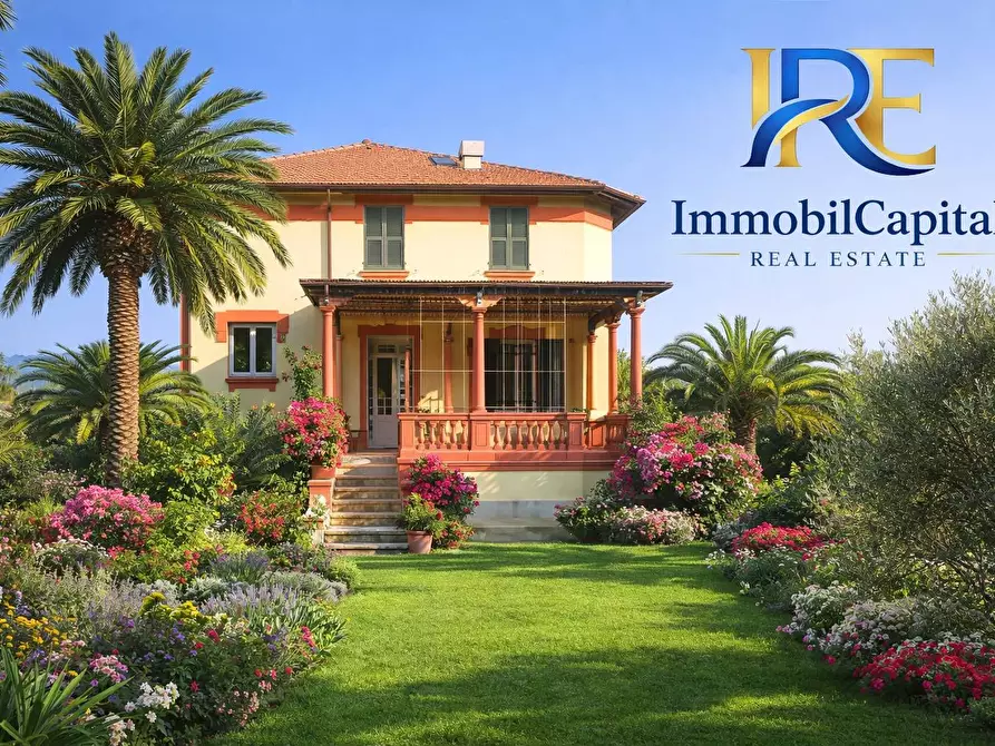 Immagine 2 di Appartamento in vendita  in Via Belvedere a Santa Margherita Ligure