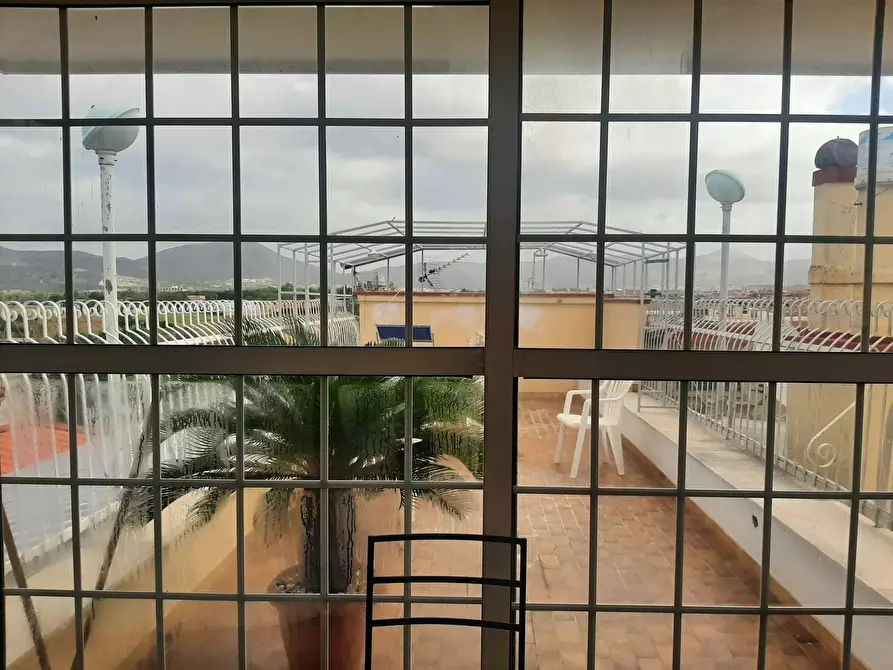 Immagine 28 di Attico in vendita  in di Circumvallazione Marianna Gadola 22 a Capodrise