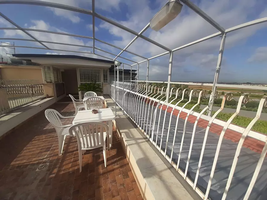 Immagine 36 di Attico in vendita  in di Circumvallazione Marianna Gadola 22 a Capodrise