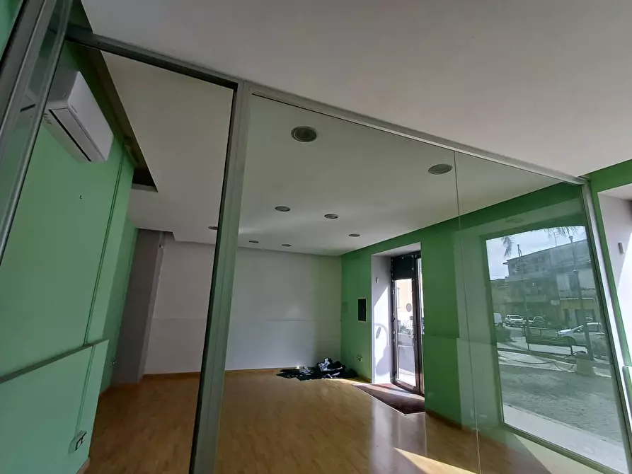 Immagine 6 di Locale commerciale in affitto  in PIAZZA SILVAGNI SNC a Casagiove